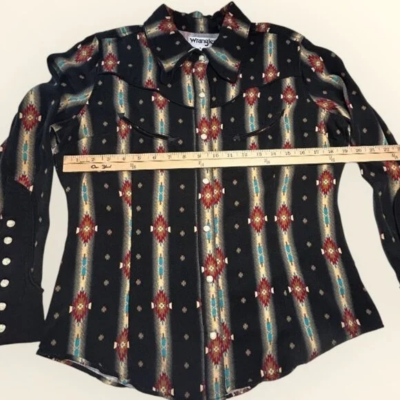 Wrangler x Lainey Wilson Black Checotah Pearl Snap Shirt | Size Large | EUC - Picture 7 of 10
